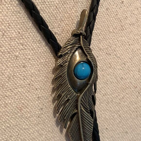 Men’s Western Bolo Necklace in Antique Bronze Tone with Faux Turquoise Stone - Picture 7 of 11